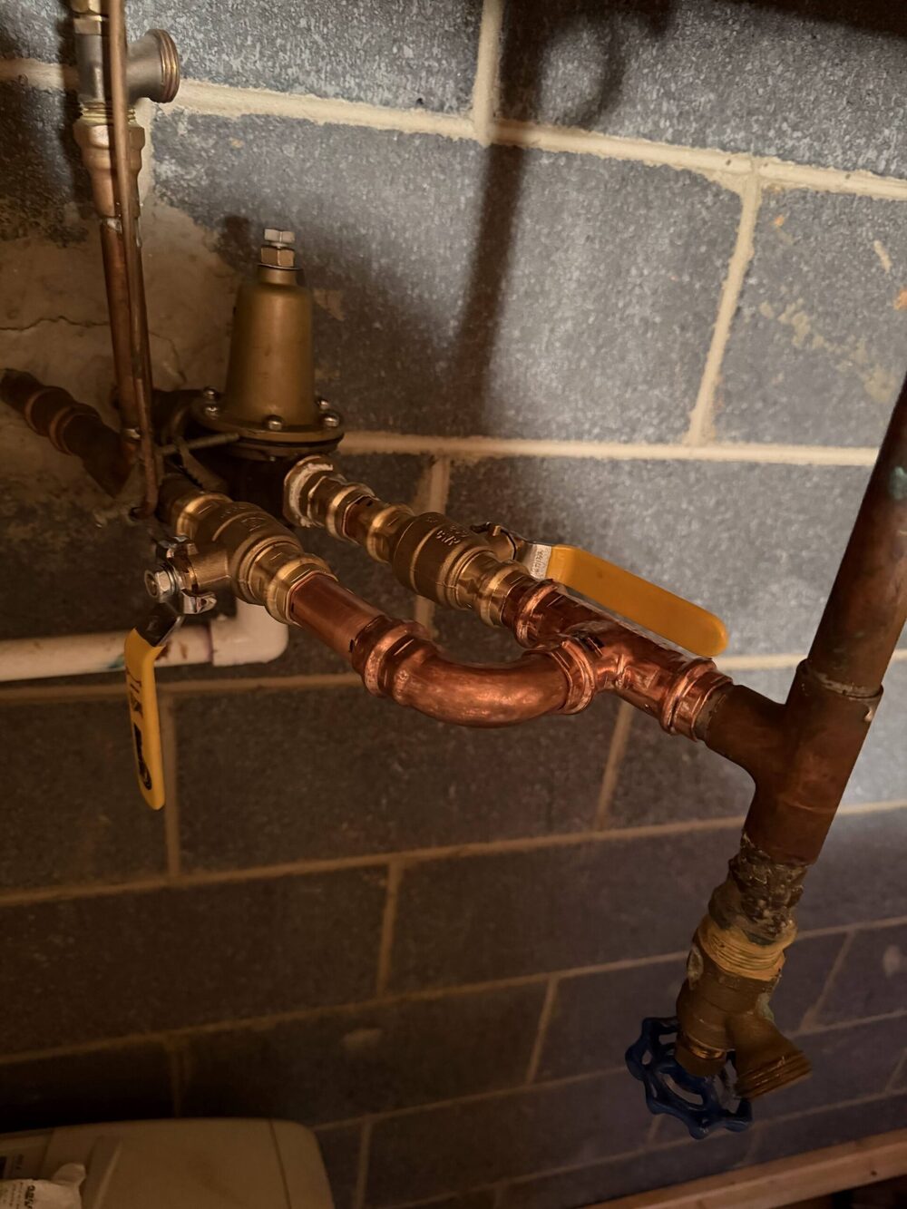 Copper pipe and pressure valve installation in Knoxville, TN